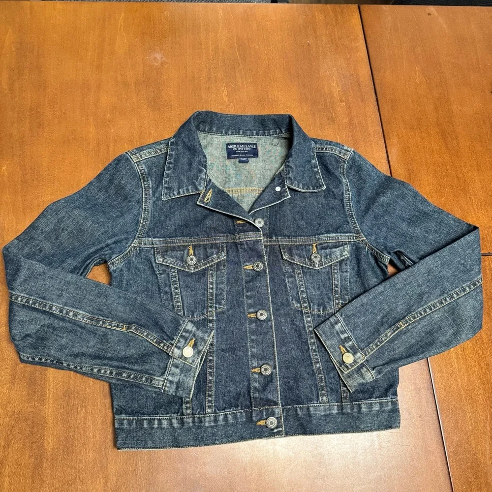 AEO American Eagle Outfitters Cropped Denim‎ Jean Jacket Medium Dark Wash Sz M